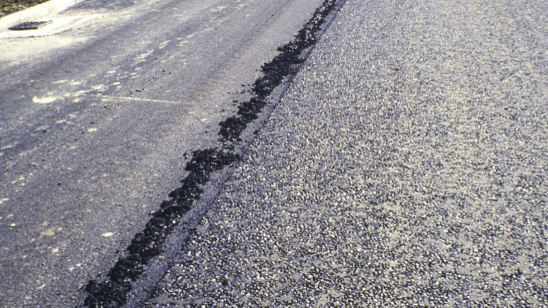 樂昌消泡劑-廣東樂昌高小姐瀝青裝置消泡劑使用和應用案例