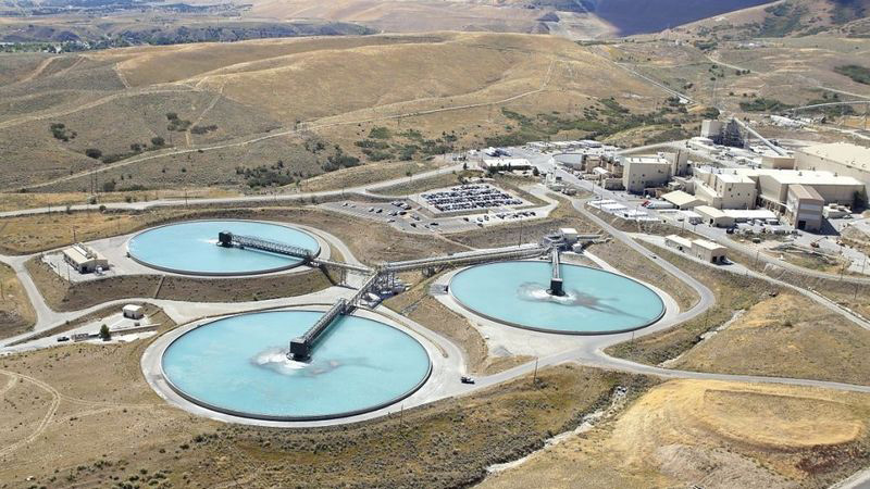 化工污水處理出現泡沫是怎么回事，需要什么方法解決泡沫？