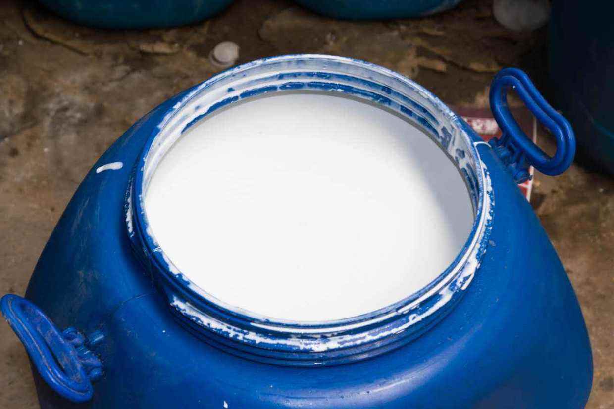 平頂山消泡劑-河南平頂山梁小姐油性脫模劑消泡劑使用和應用案例