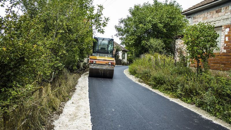 乳化瀝青泡沫怎樣解決，起泡原因是什么？